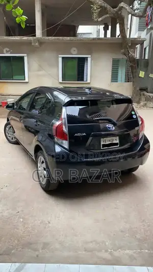 Toyota Aqua 2015 Black