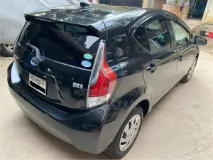 Toyota Aqua 2015 Black