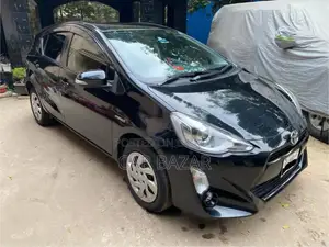 Toyota Aqua 2015 Black