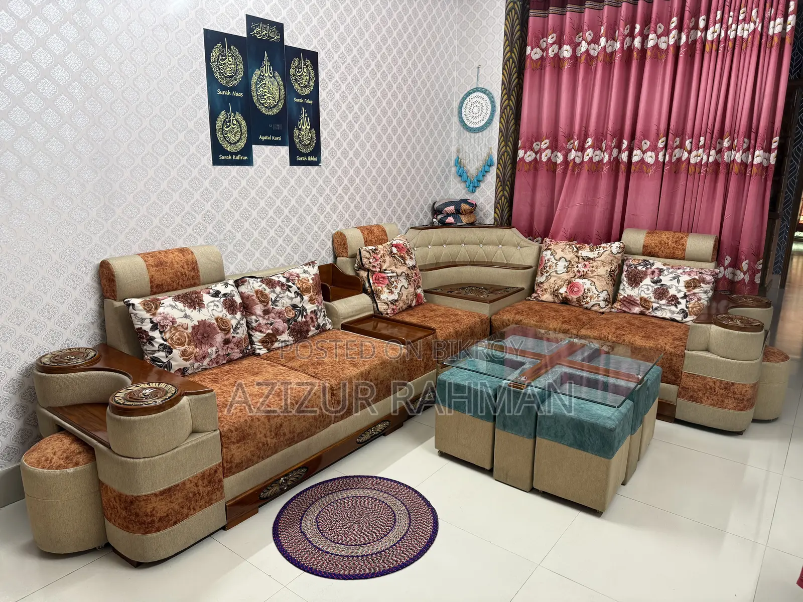 Luxury Corner Sofa Set With Premium Coffee Table 6 Ottoman Chairs