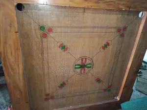 নতুন ক্যারাম বোর্ড