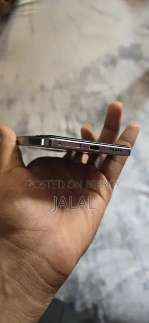 ভিভো ভি২৭ই ২৫৬ জিবি