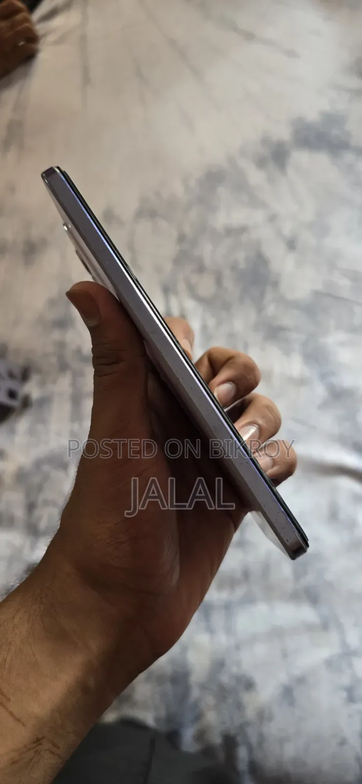 ভিভো ভি২৭ই ২৫৬ জিবি