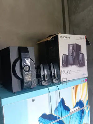 Speaker bought one month ago, in like-new condition