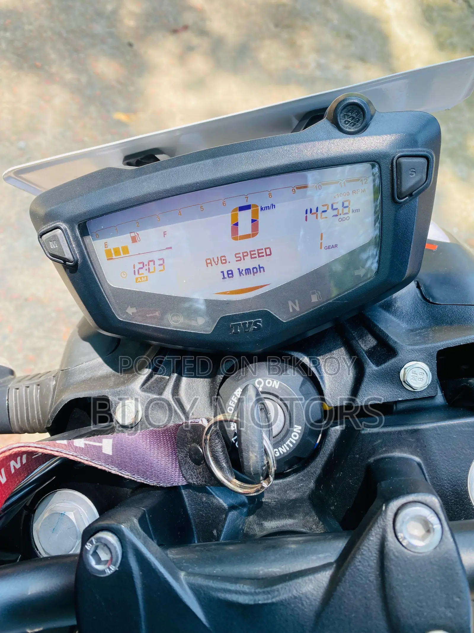 New TVS Apache RTR 160 4V 2025 Black