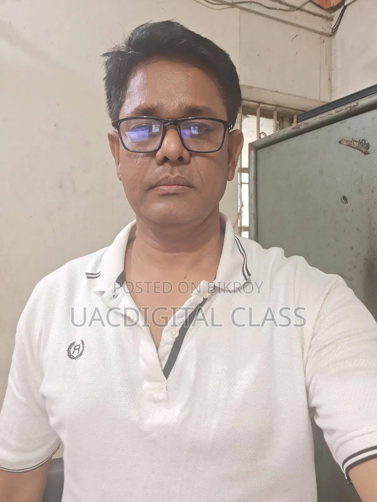 জরুরী নিয়োগ