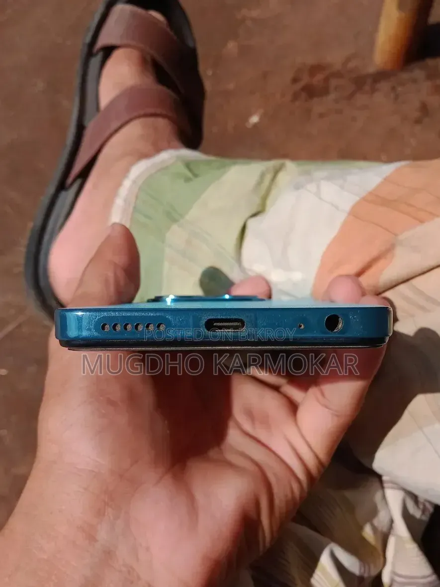 টেকনো স্পার্ক ২০ ২৫৬ জিবি