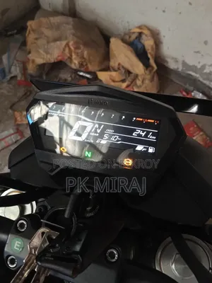 নিউ হিরো থ্রিলার ১৬০আর ২০২৬ ব্ল্যাক