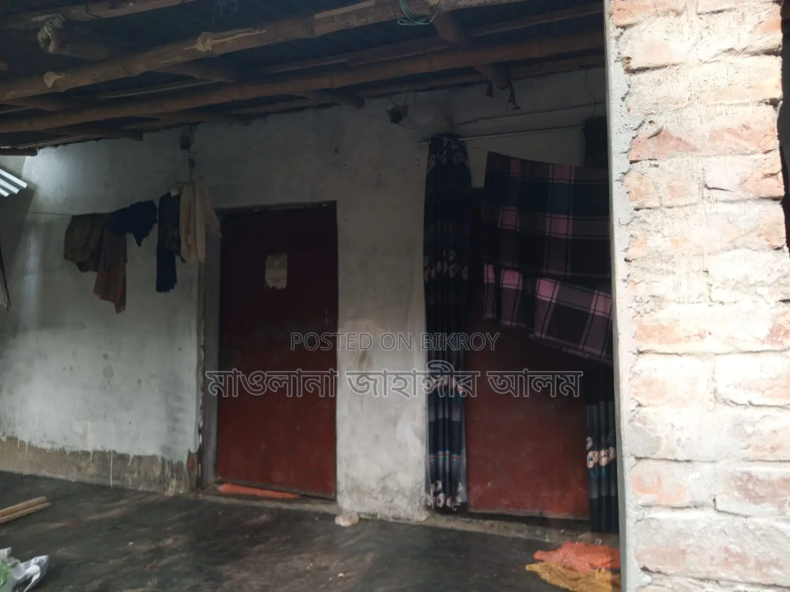 যশোর সদরে ২ বেডরুমের বাড়ি বিক্রয়