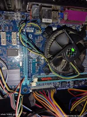 Desktop Computer Gigabyte GB-BXi3-4010 4GB Intel HDD 500GB