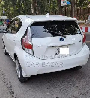 Toyota Aqua 2015 White