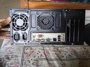 Desktop Computer Dell Aurora 2GB Intel Core I7 HDD+SSD 128GB