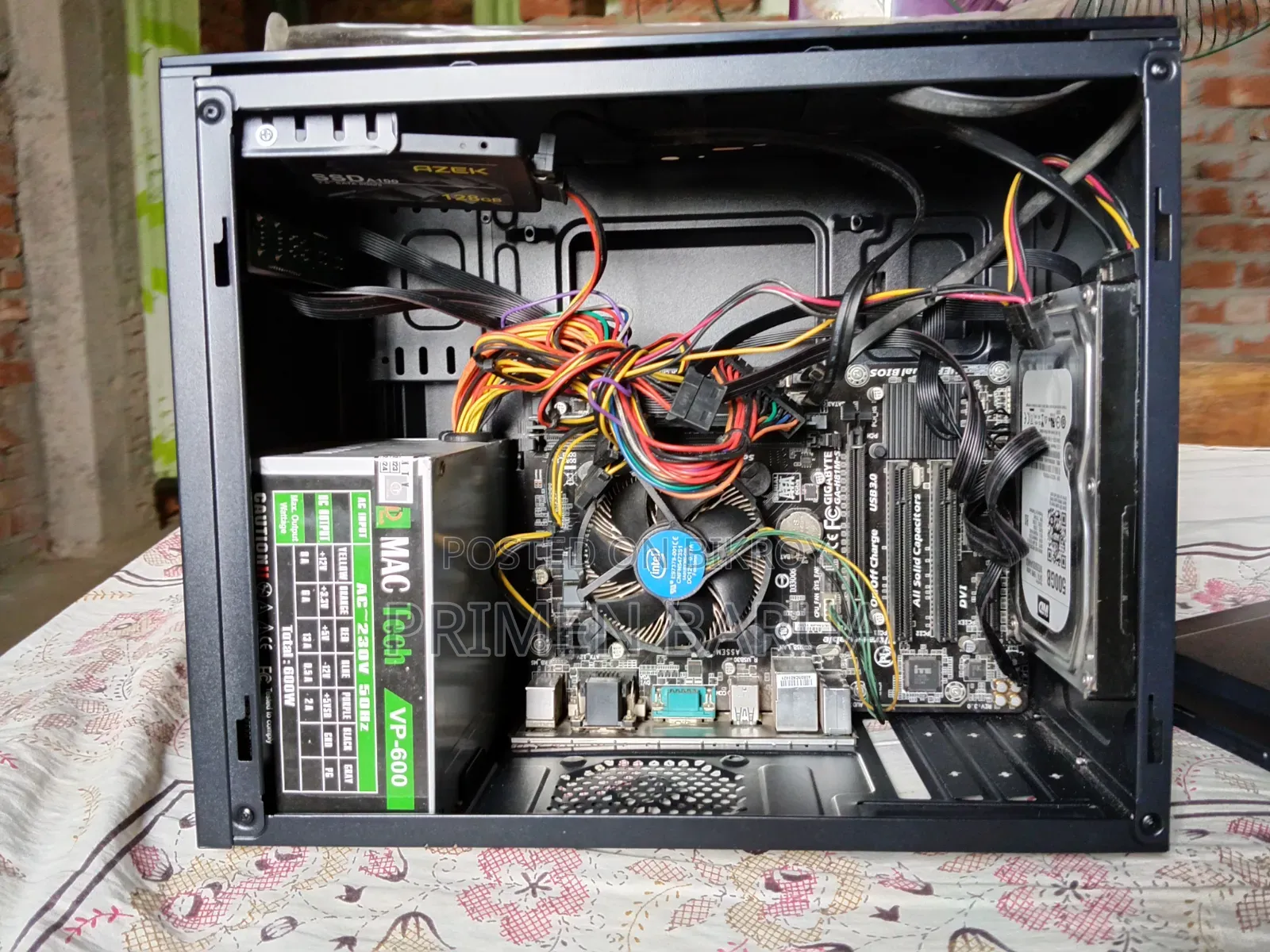 Desktop Computer Dell Aurora 2GB Intel Core I7 HDD+SSD 128GB