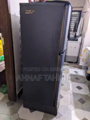 শার্প রেফ্রিজারেটর