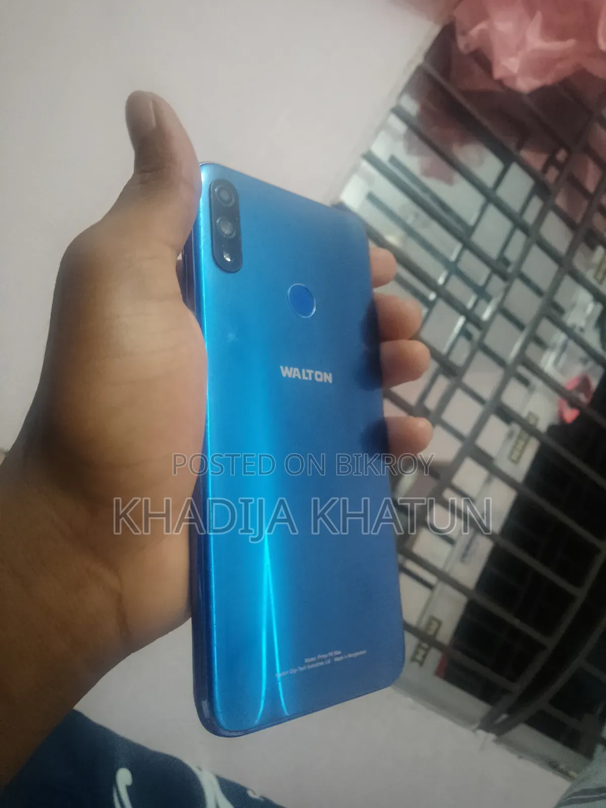Walton 32 GB Blue