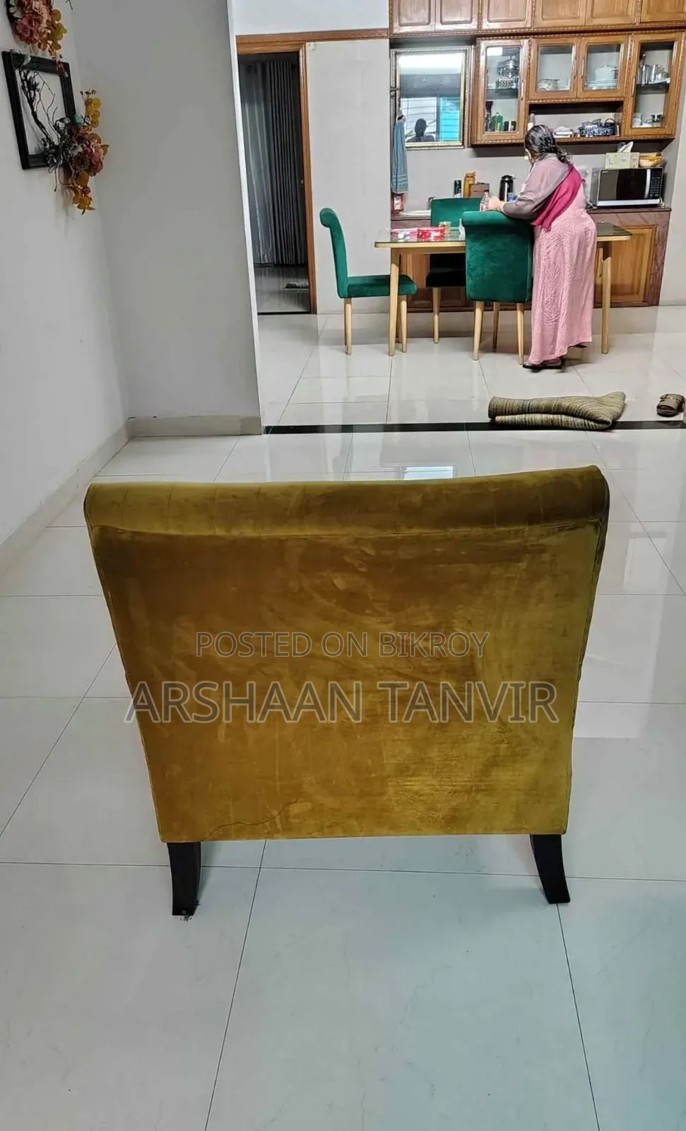Single Sofa