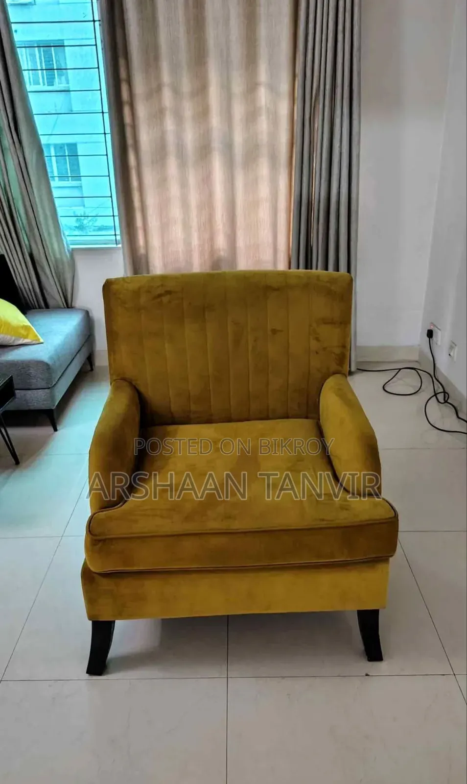 Single Sofa