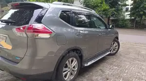 Nissan X-Trail 2.0 Petrol AWD 2014 Gray
