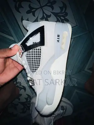 Nike Air Jorden 4