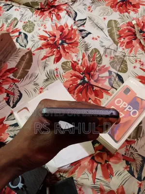 ওপ্পো এফ১৭ ১২৮ জিবি ব্ল্যাক