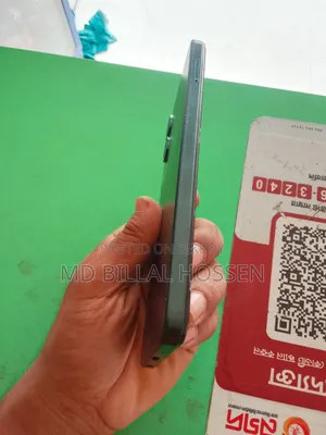 Vivo Y04 128 GB