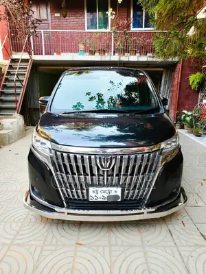 টয়োটা নোয়াহ ২০১৬ কালো