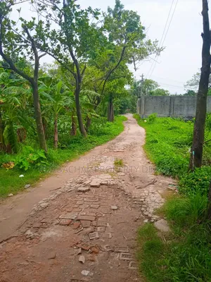 ১ কোটি ১২ লক্ষ টাকায় পূর্বাচল সংলগ্ন ৪.২৫ কাঠা জমি বিক্রি হবে