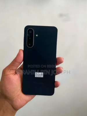 New Samsung Galaxy A17 5G 128 GB Black