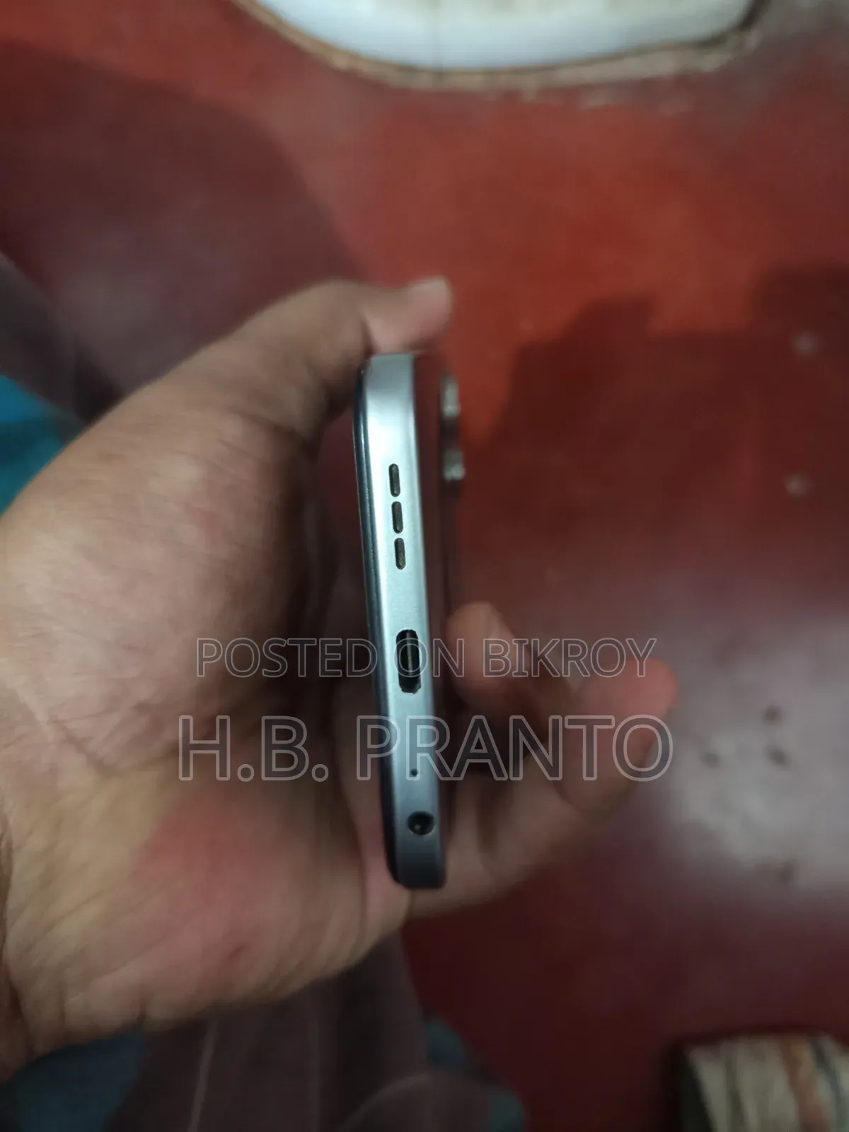 Tecno Spark 40 256 GB Silver
