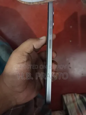 Tecno Spark 40 256 GB Silver