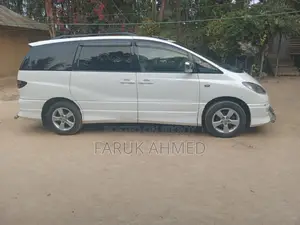 Toyota Estima 2003 White