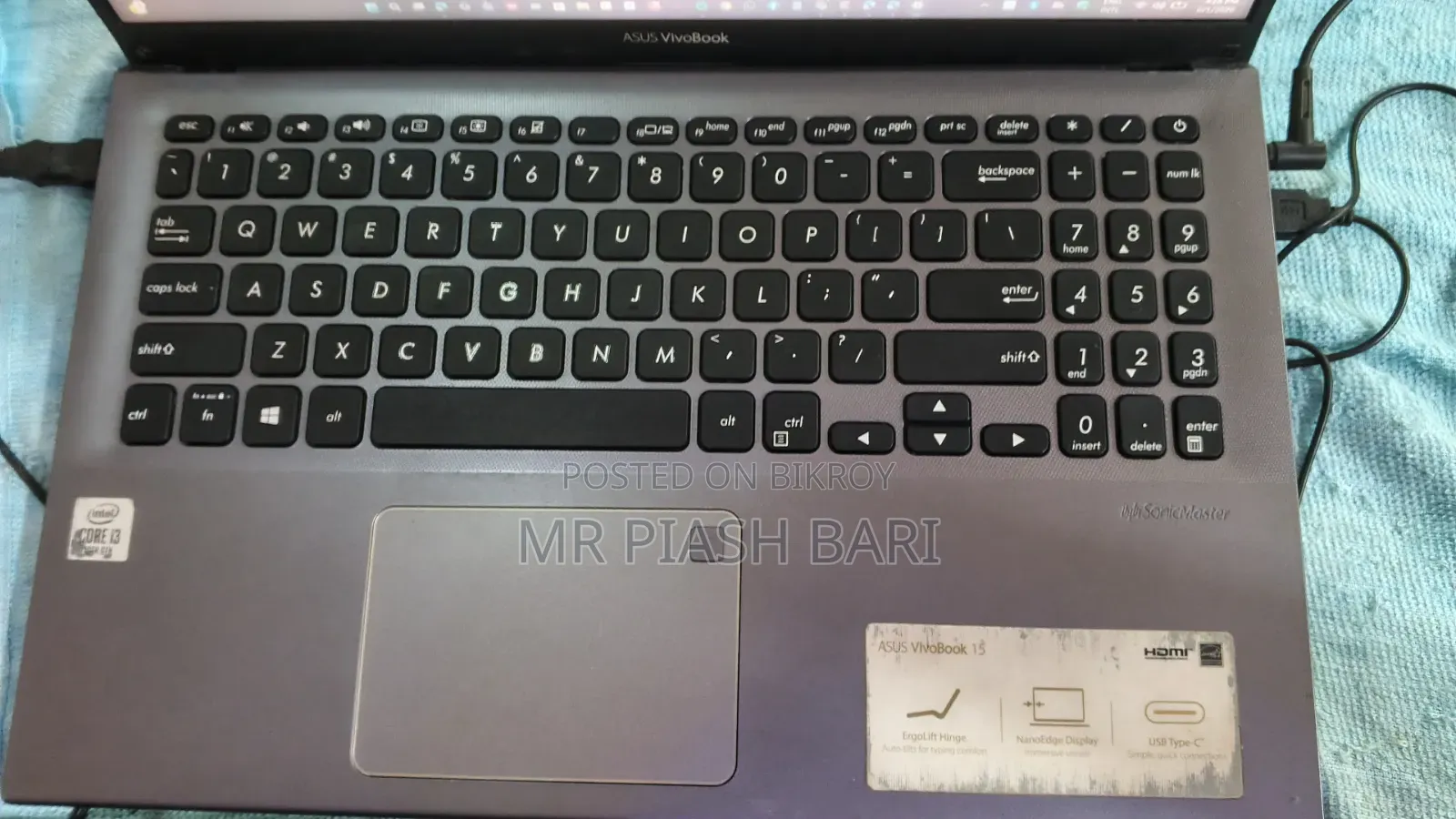Laptop Asus VivoBook X540SA 8GB Intel Core I3 SSHD+SSD 500GB
