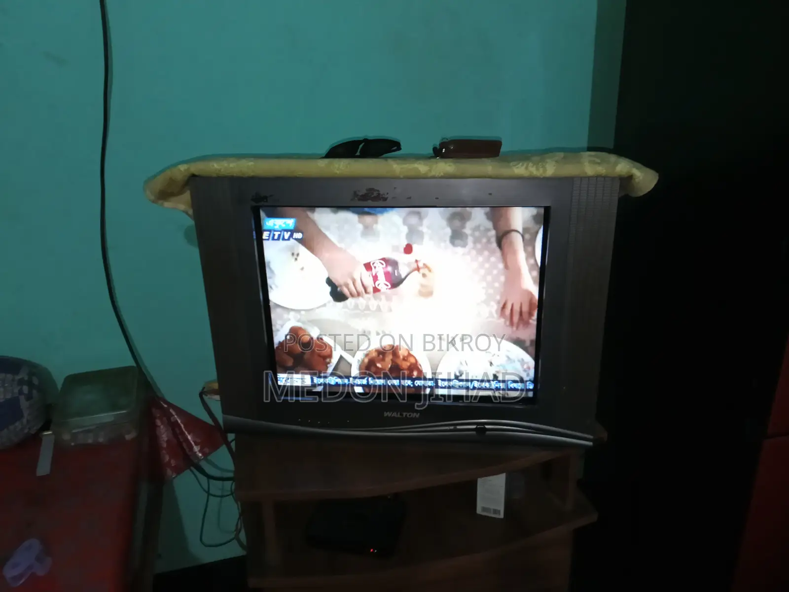 বক্স টিভি ফুল ফ্রেশ কন্ডিশন
