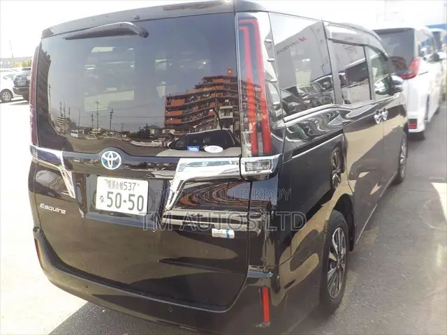 Toyota Esquire 1.8 FWD Hybrid (7 Seater) 2021 Black