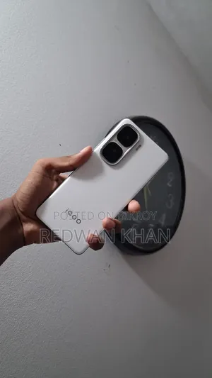 iQOO 256 GB White