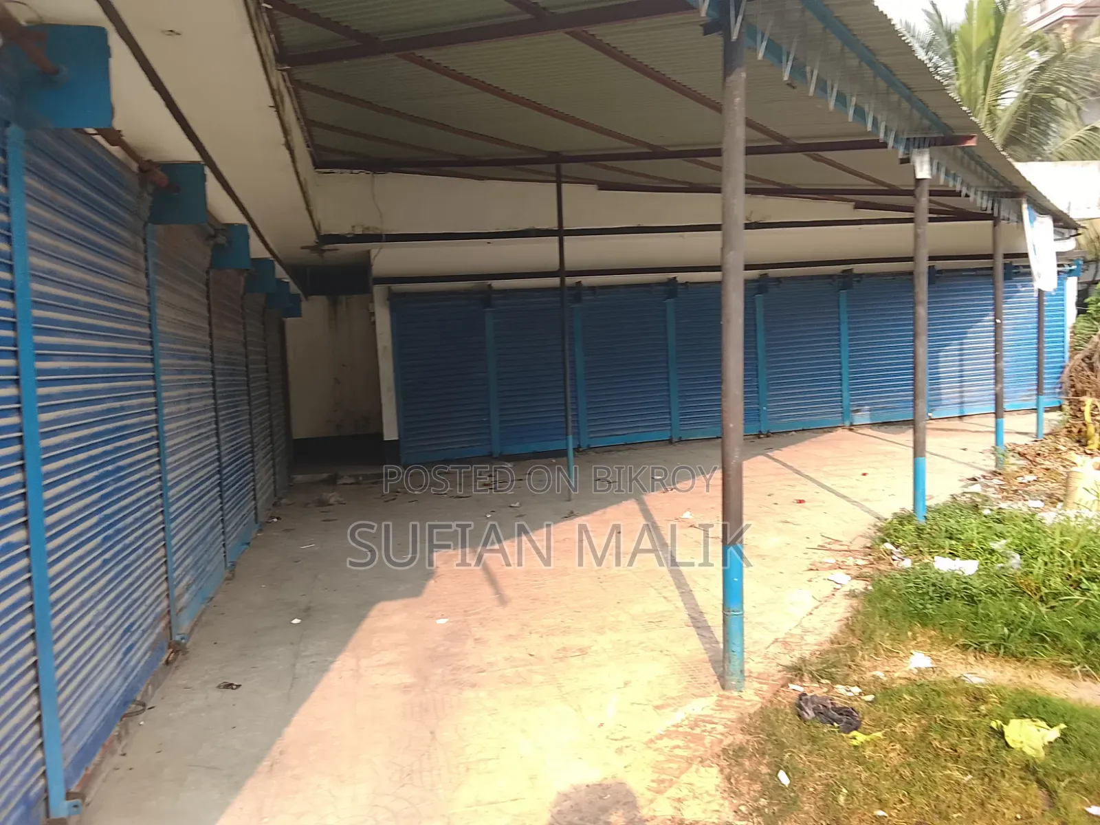 ইমারজেন্সি মার্কেট সহ জমি বিক্রি করা হইবে