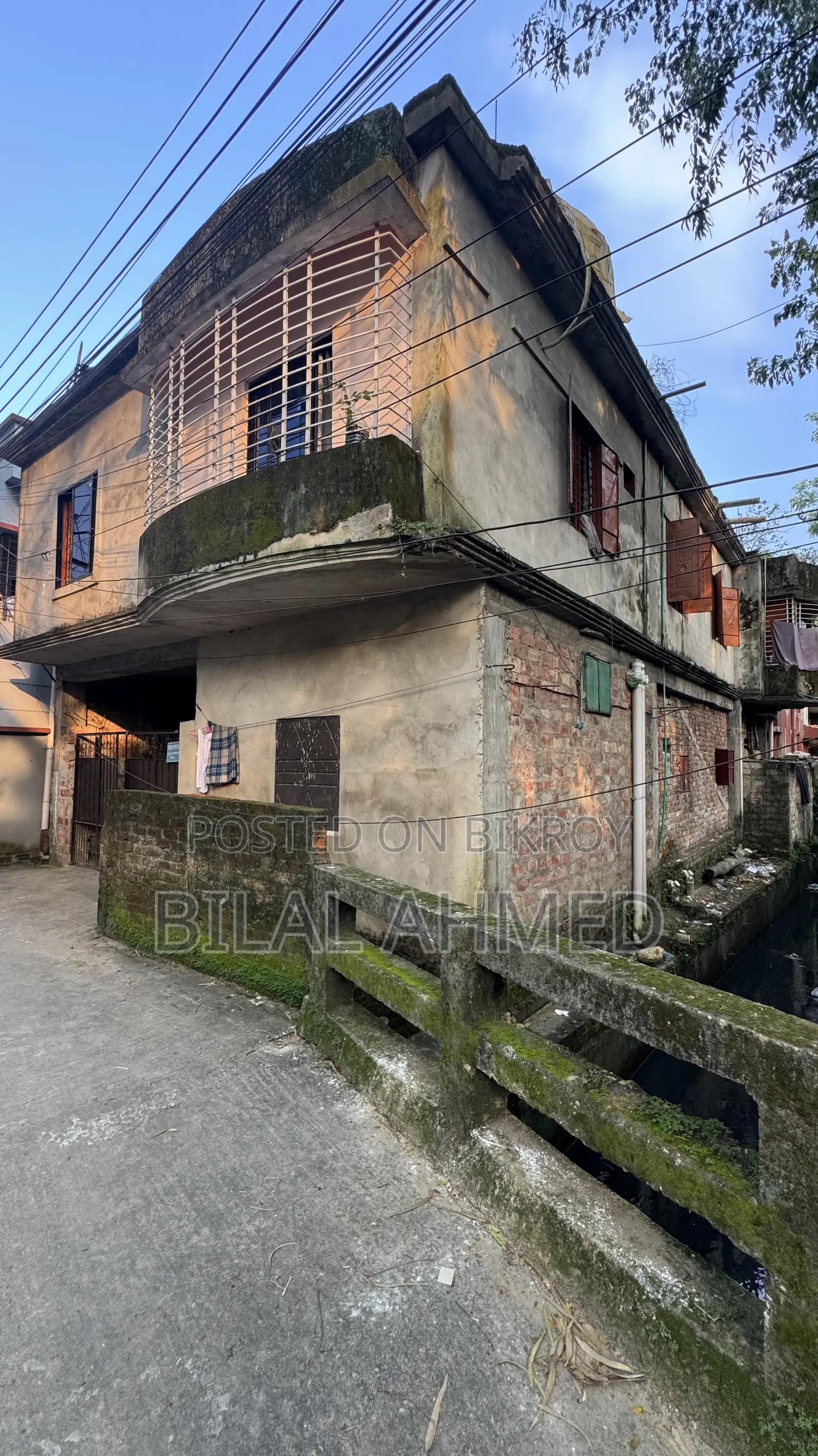 Spacious Two-Storey Building Available for Rent