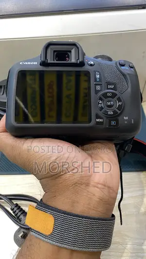 Canon 2000D DSLR