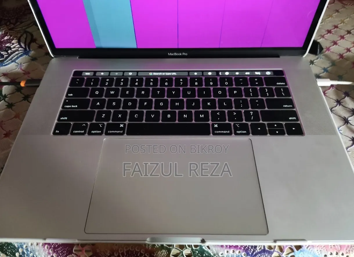 Laptop Apple MacBook Pro 16GB Intel Core I7 SSD 512GB
