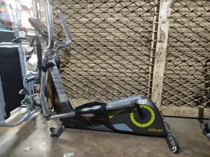 Cross Trainer Commercial
