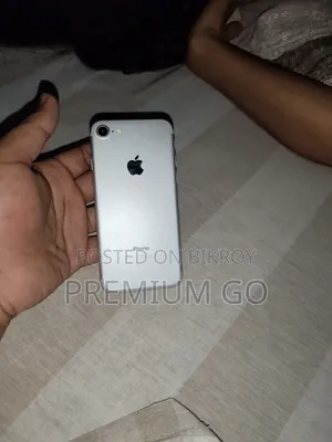 Apple iPhone 7 32 GB White
