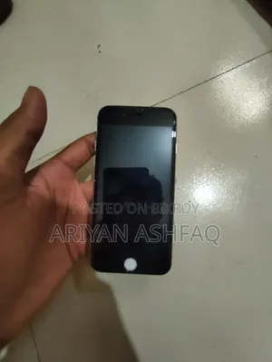অ্যাপল আইফোন ৬ ৬৪ জিবি সাদা