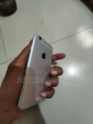 অ্যাপল আইফোন ৬ ৬৪ জিবি সাদা