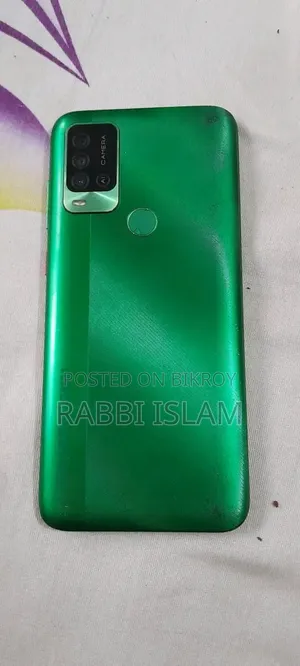 Walton 32 GB Green
