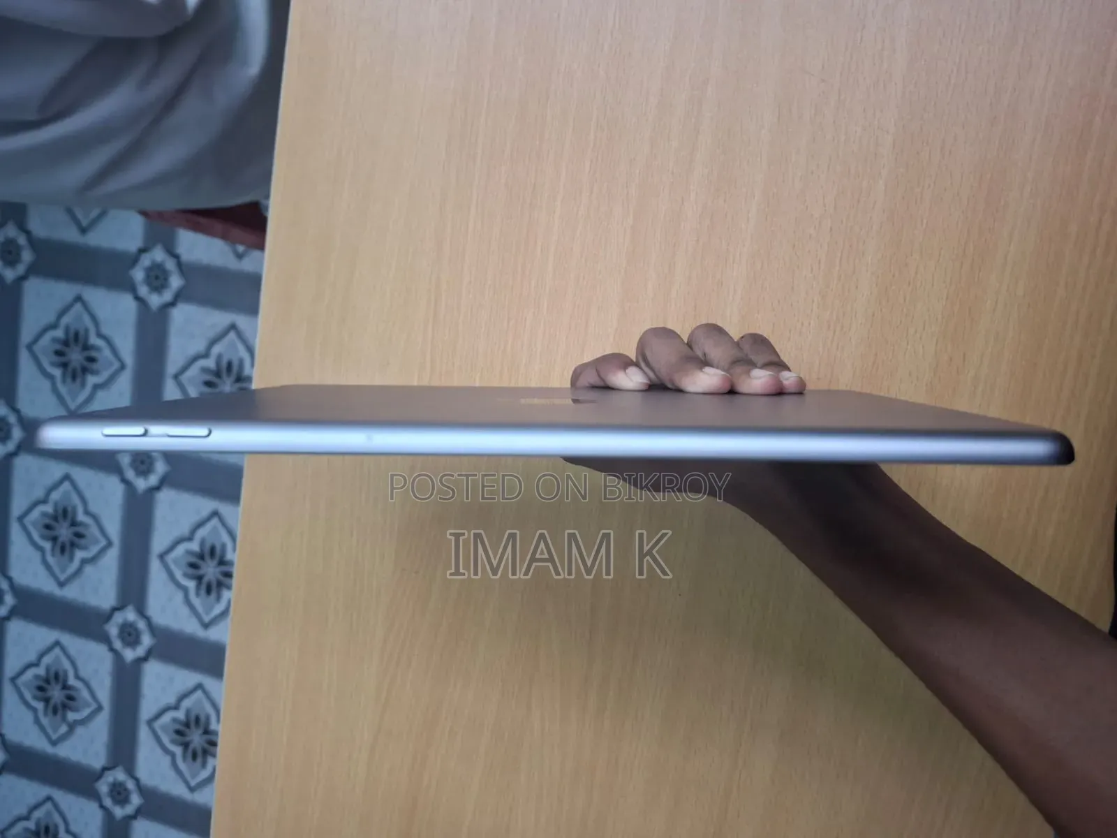 Apple iPad 5 (2022) 32 GB White