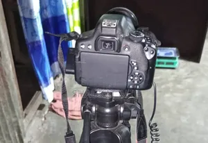 Canon 750d বিক্রি হবে