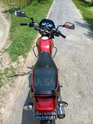 Bajaj 2004 Red