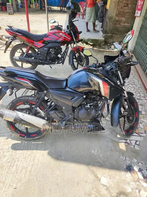 TVS Apache 180 RTR 2018 Black