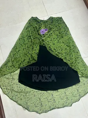 Women’s Aesthetic Tops