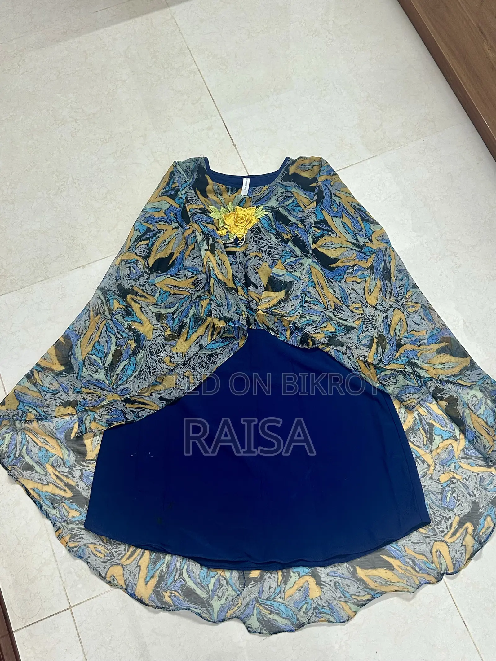 Women’s Aesthetic Tops